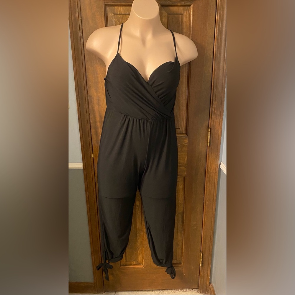 Black Jumpsuit | Skinny Leg | V Neck | Rolla Coaster | Size Large